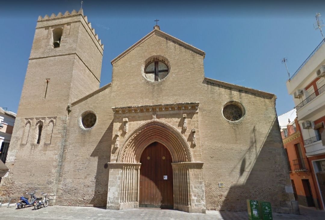 Iglesia de Santa Marina, sede canónica de la Hermandad de La Resurrección