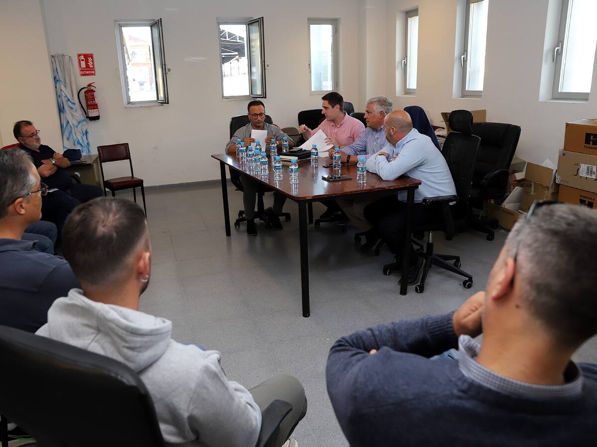 El Ayuntamiento y Tele-Taxi avanzan en la mejora del servicio para las personas con movilidad reducida