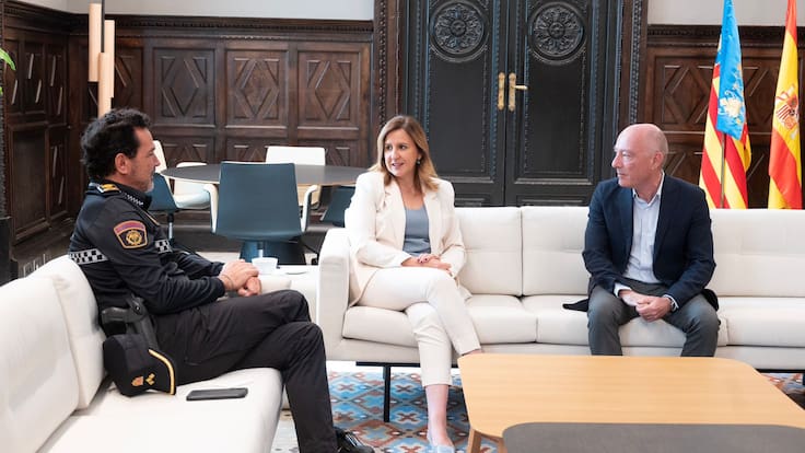 Angel Albendín, jefe de la policía local de València: "La policía tiene que trabajar cuando la sociedad susurra, no cuando grita"