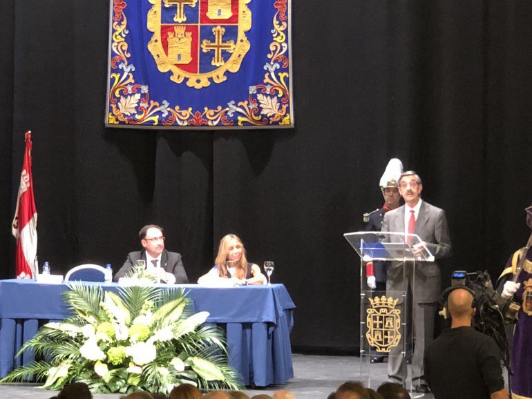 Rafael del Valle durante el Pregón Literario de San Antolín