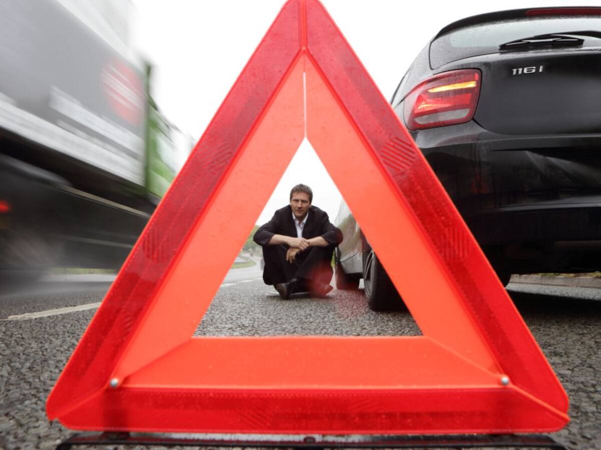 ¿Nos estamos "relajando" con el uso de los triángulos y chalecos reflectantes?