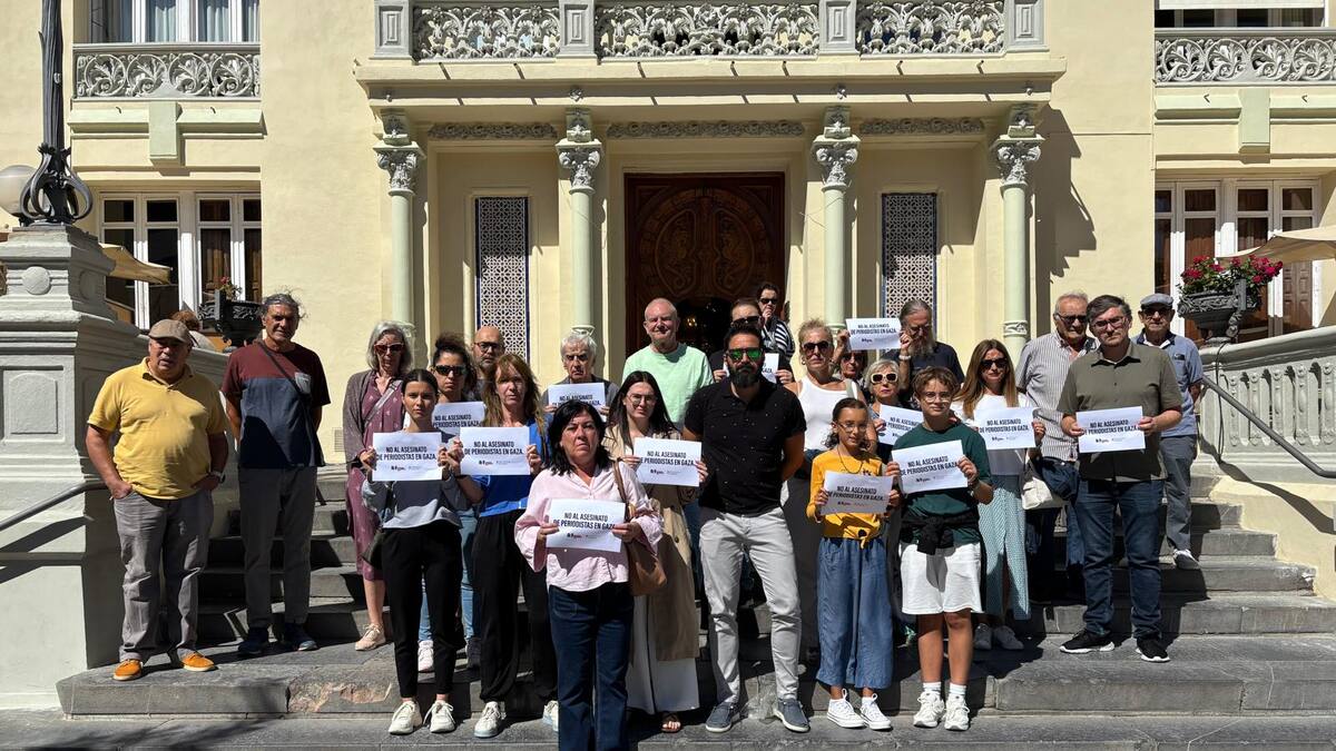 "No al asesinato de periodistas en Gaza". Los periodistas de Aragón alzan la voz