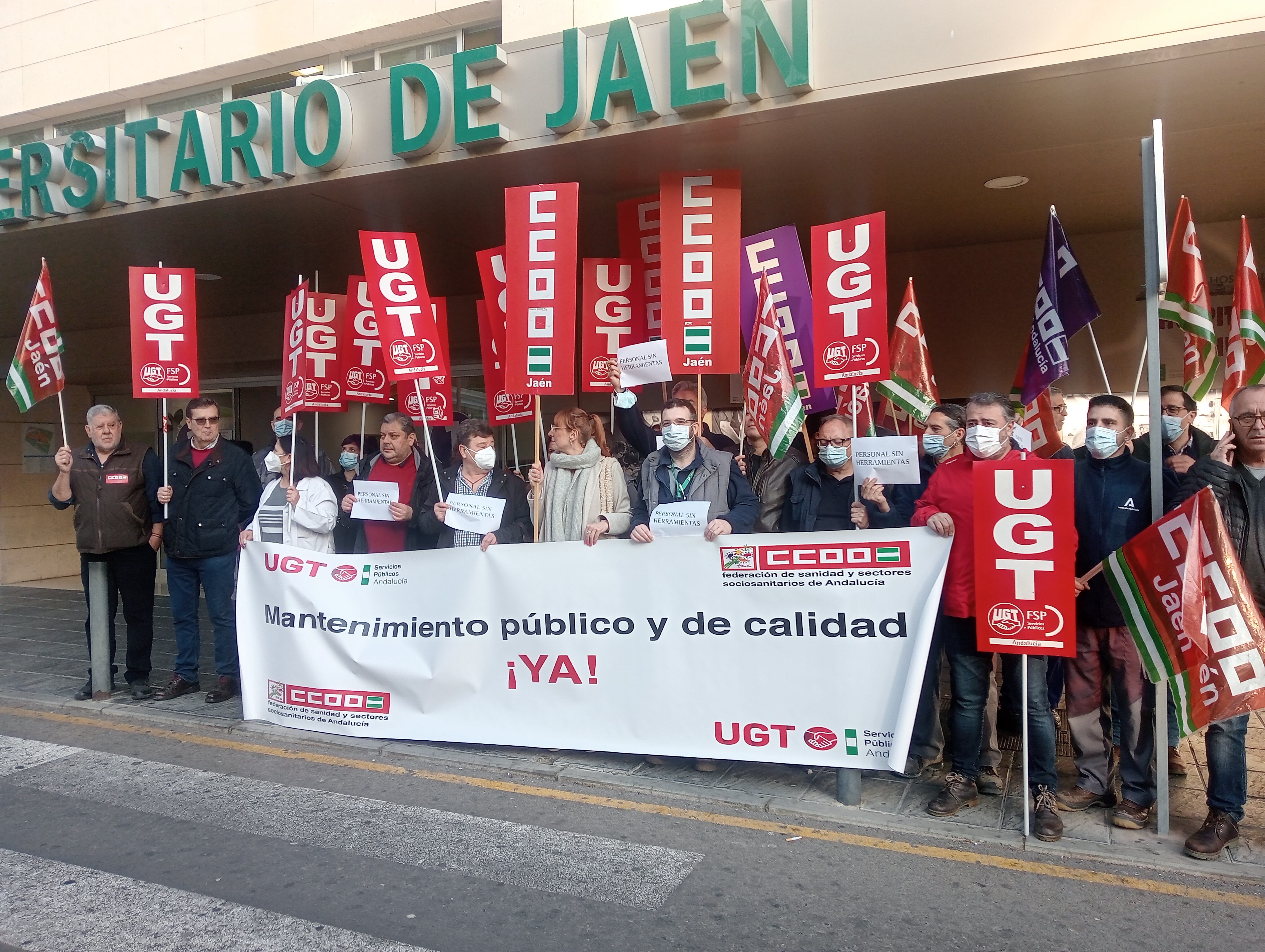 Concentración por el Servicio de Mantenimiento en los Centros Sanitarios