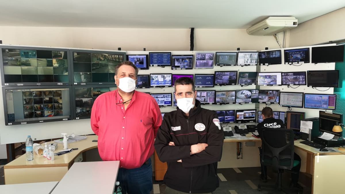 Vigilantes de seguridad de la UC (24/02/21)