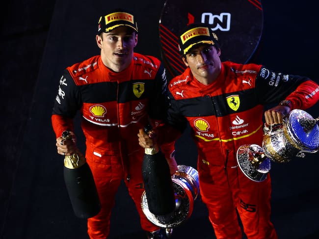 Leclerc y Sainz fueron primero y segundo respectivamente en Baréin, esta temporada