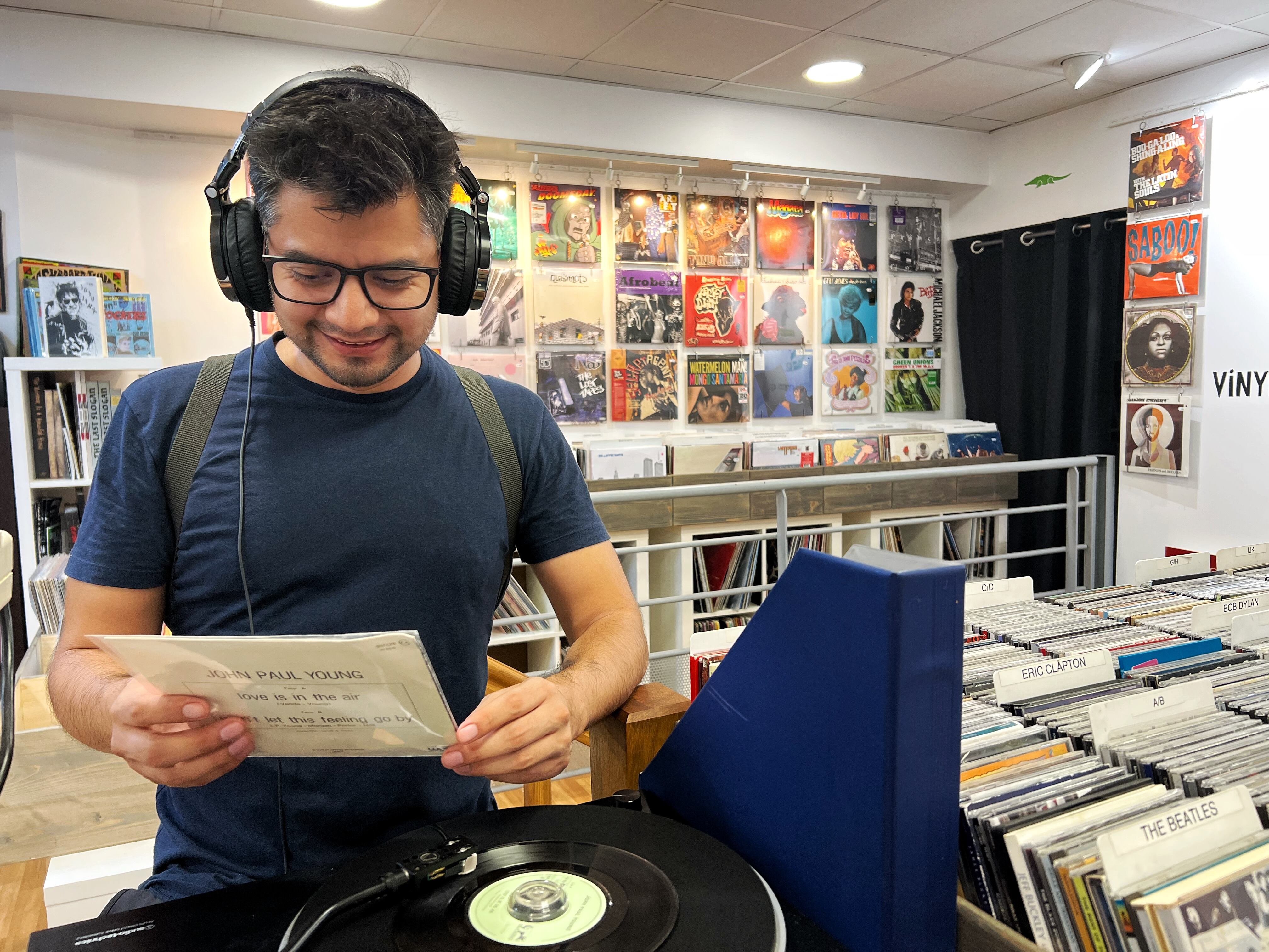 Gustavo López, conductor del espacio &quot;Una canción para cada día de la semana&quot;.