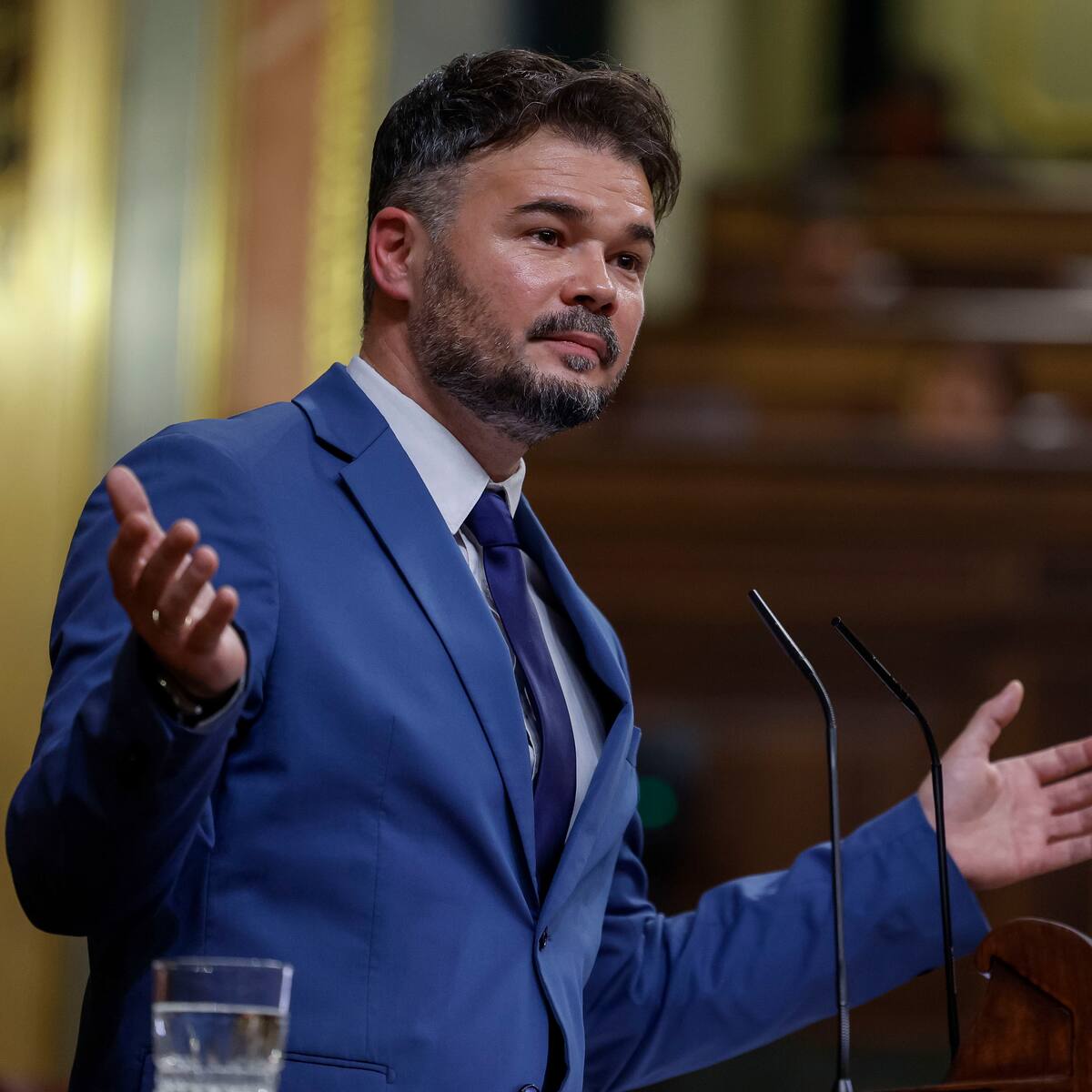 El Gabriel Rufián más irónico se moja sobre el posible fichaje de Mbappé por el Real Madrid y se hace viral al instante