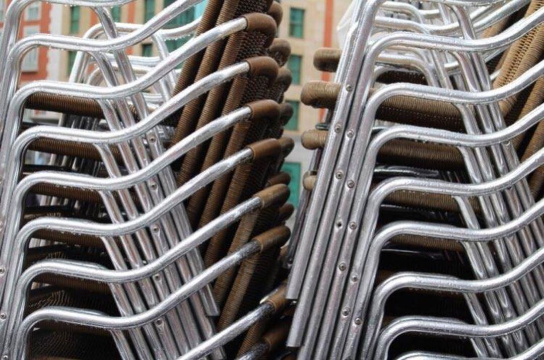 Sillas de una terraza