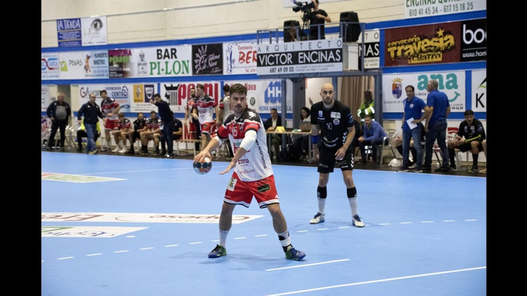 Rodrigo Pérez volverá a León con la camiseta del BM Nava