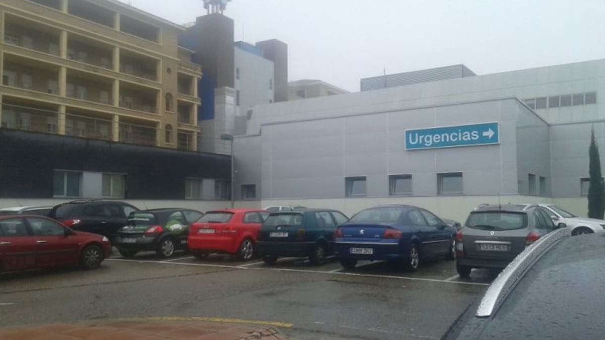 El hospital Royo Villanova vive este domingo otra jornada de saturación