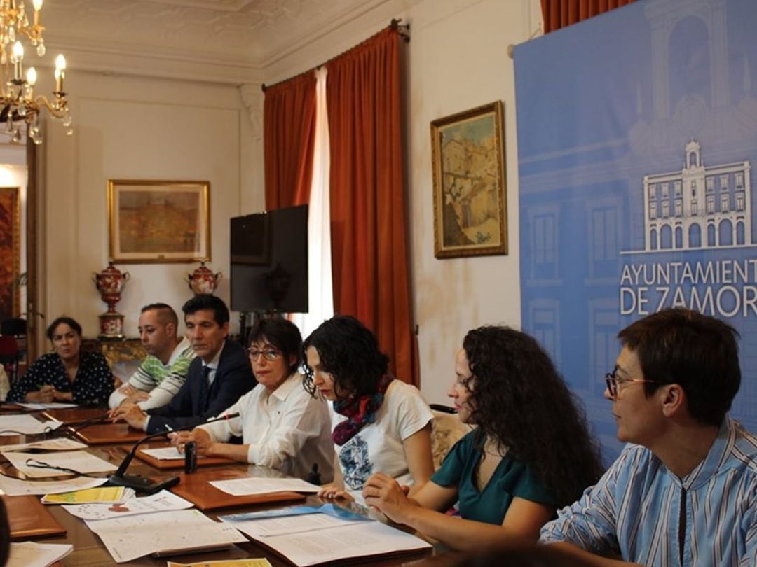 Presentación del itinerario seguro en torno al colegio Arias Gonzalo