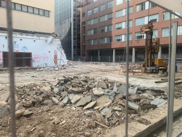 Obras de demolición de la Escuela de Ingenieros Técnicos Agrícolas