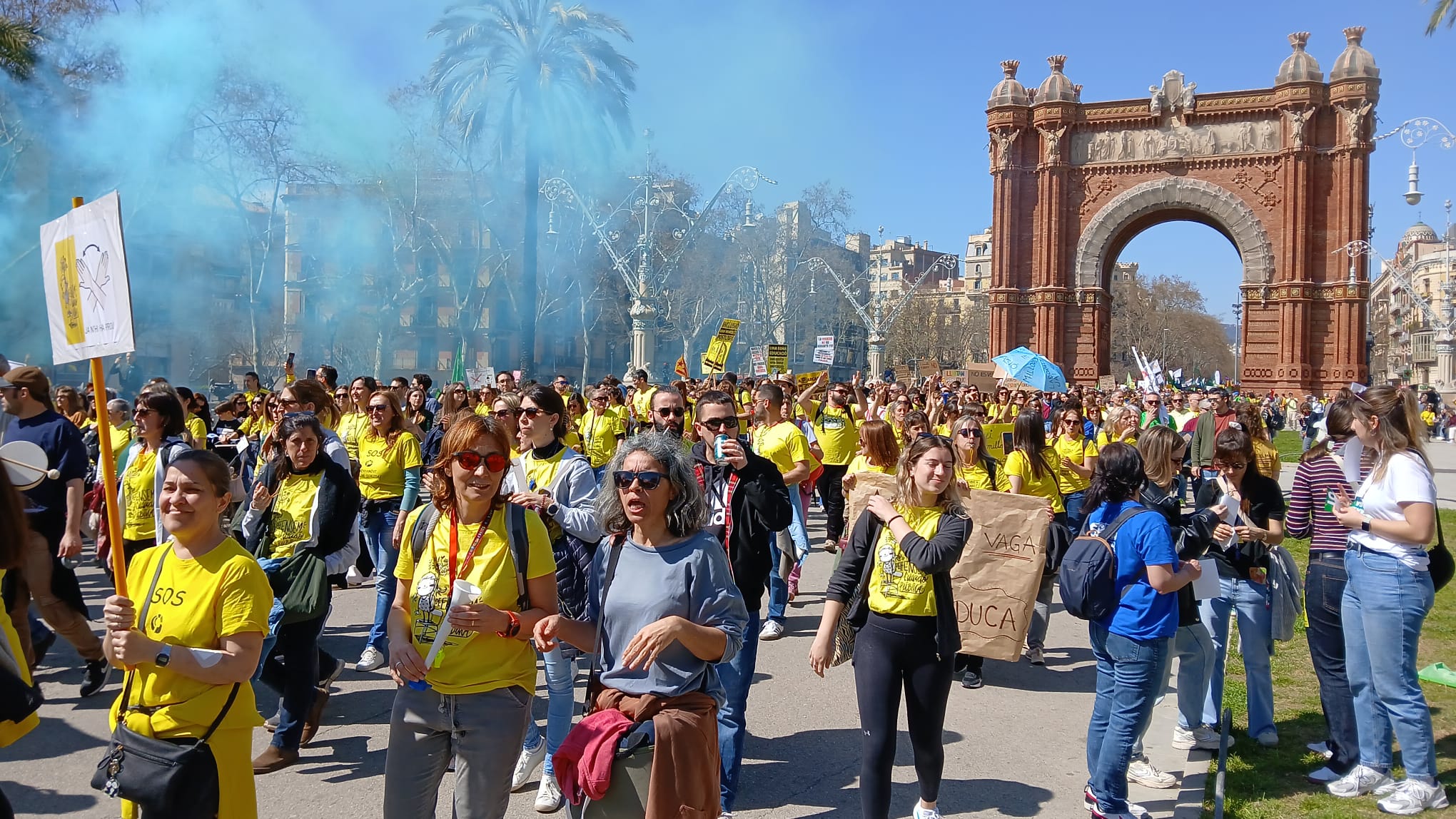 Els docents es manifesten a Barcelona després d'una setmana de vagues
