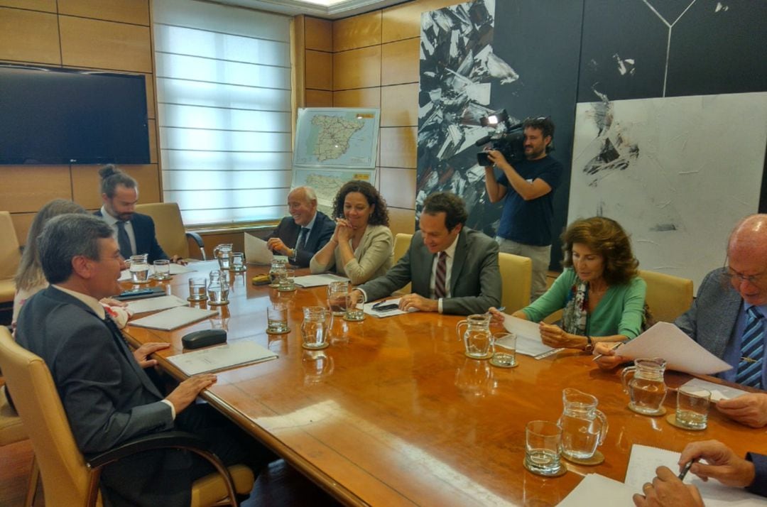 Imagen de la reunión celebrada en el Ministerio de Fomento