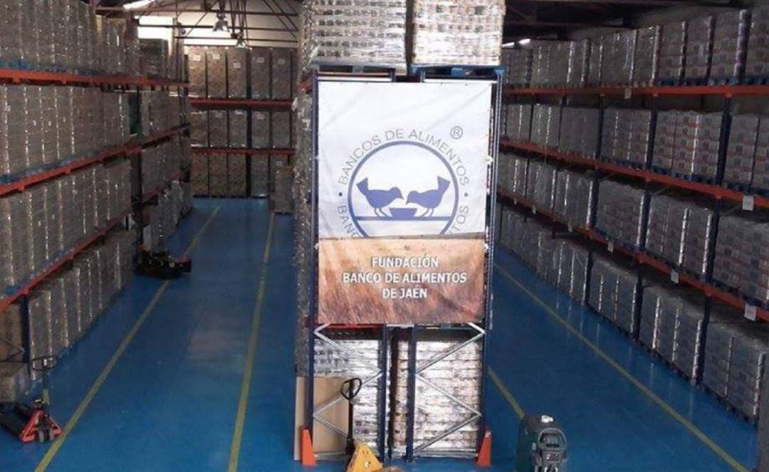 Almacenes centrales de la Fundación Banco de Alimentos en la provincia.