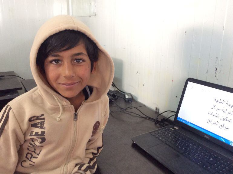 Aznaán aprende en las escuelas de Unicef