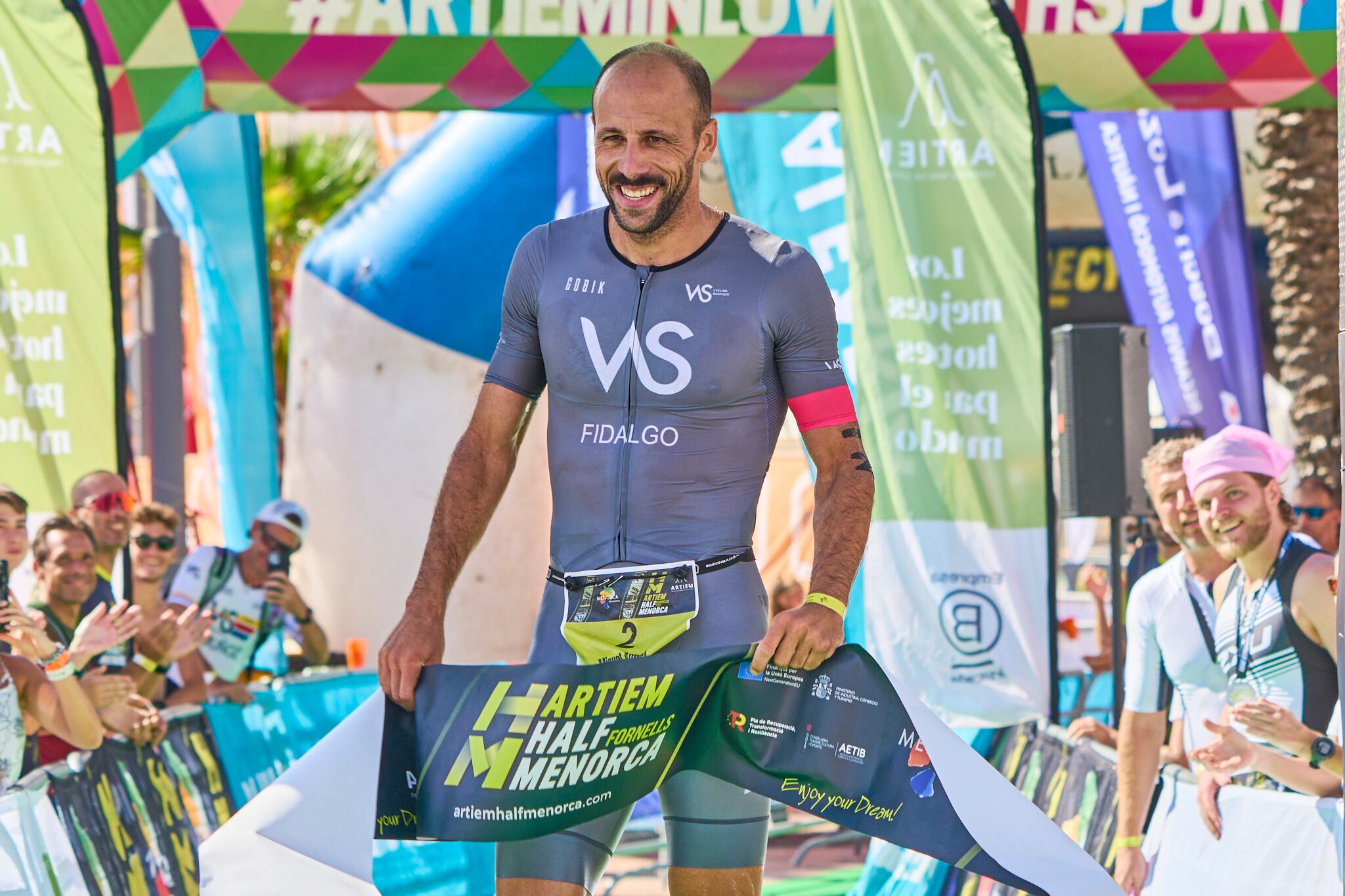 Miguel Ángel Fidalgo va ser el més ràpid a l'Artiem Half Menorca de 2023.