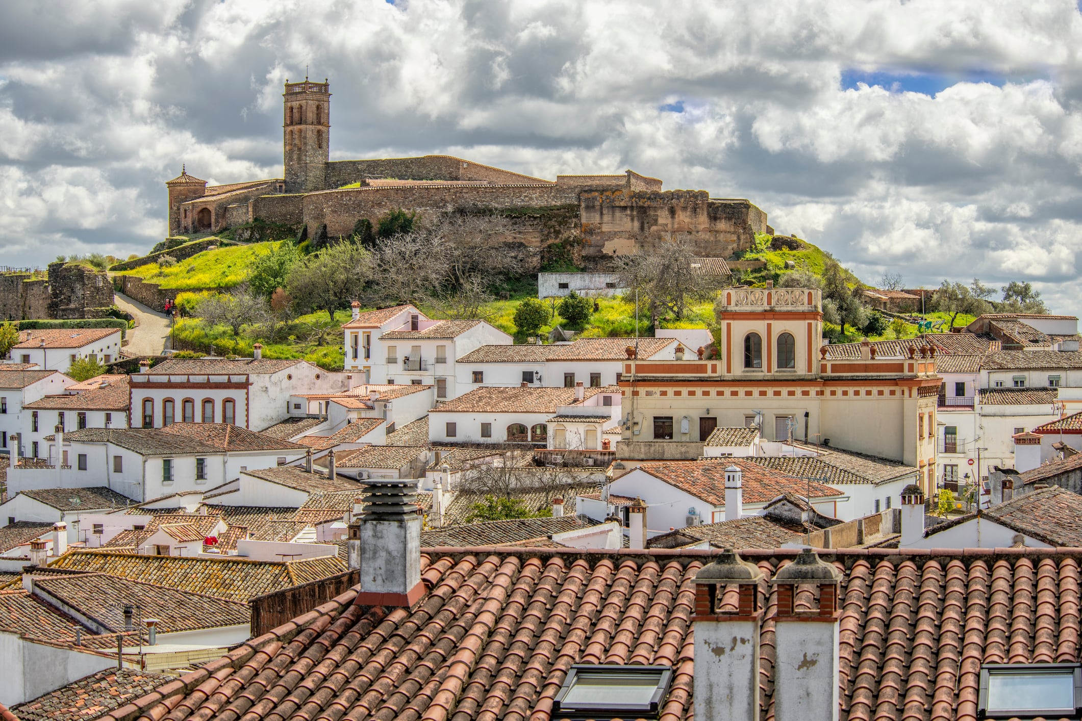 Castillo y mezquita de Almonaster la Real (Huelva)