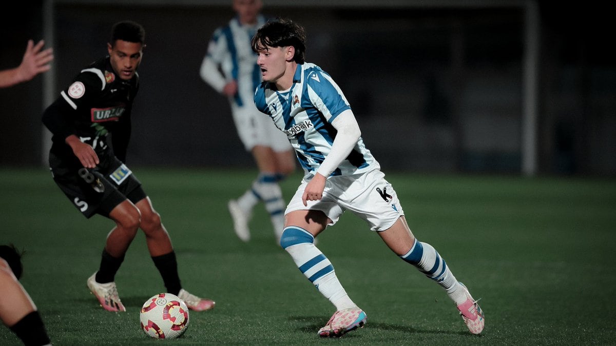 Aimar Olarra, durante un encuentro de la temporada pasada con la Real Sociedad C