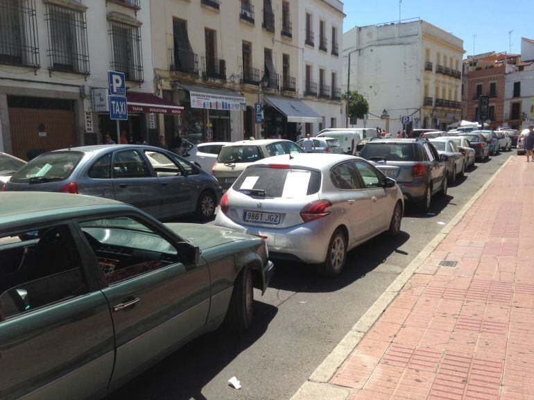 Los coches de los manifestantes colapsaron Capitulares