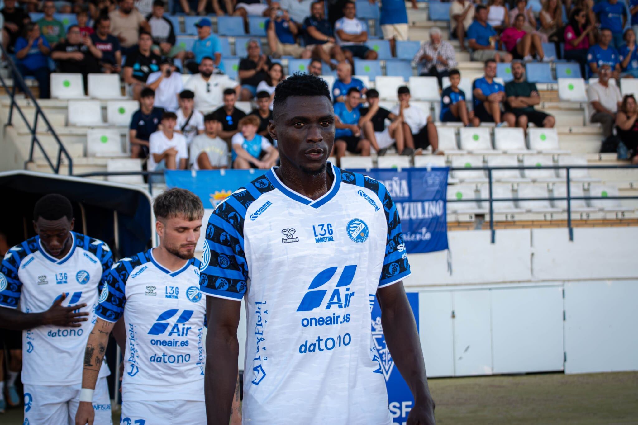 Udom Ekerette nuevo jugador del Xerez DFC