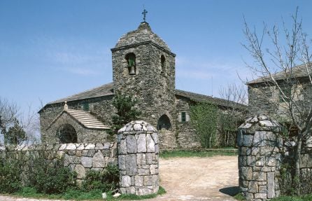 Una iglesia románica de Muros, A Coruña.