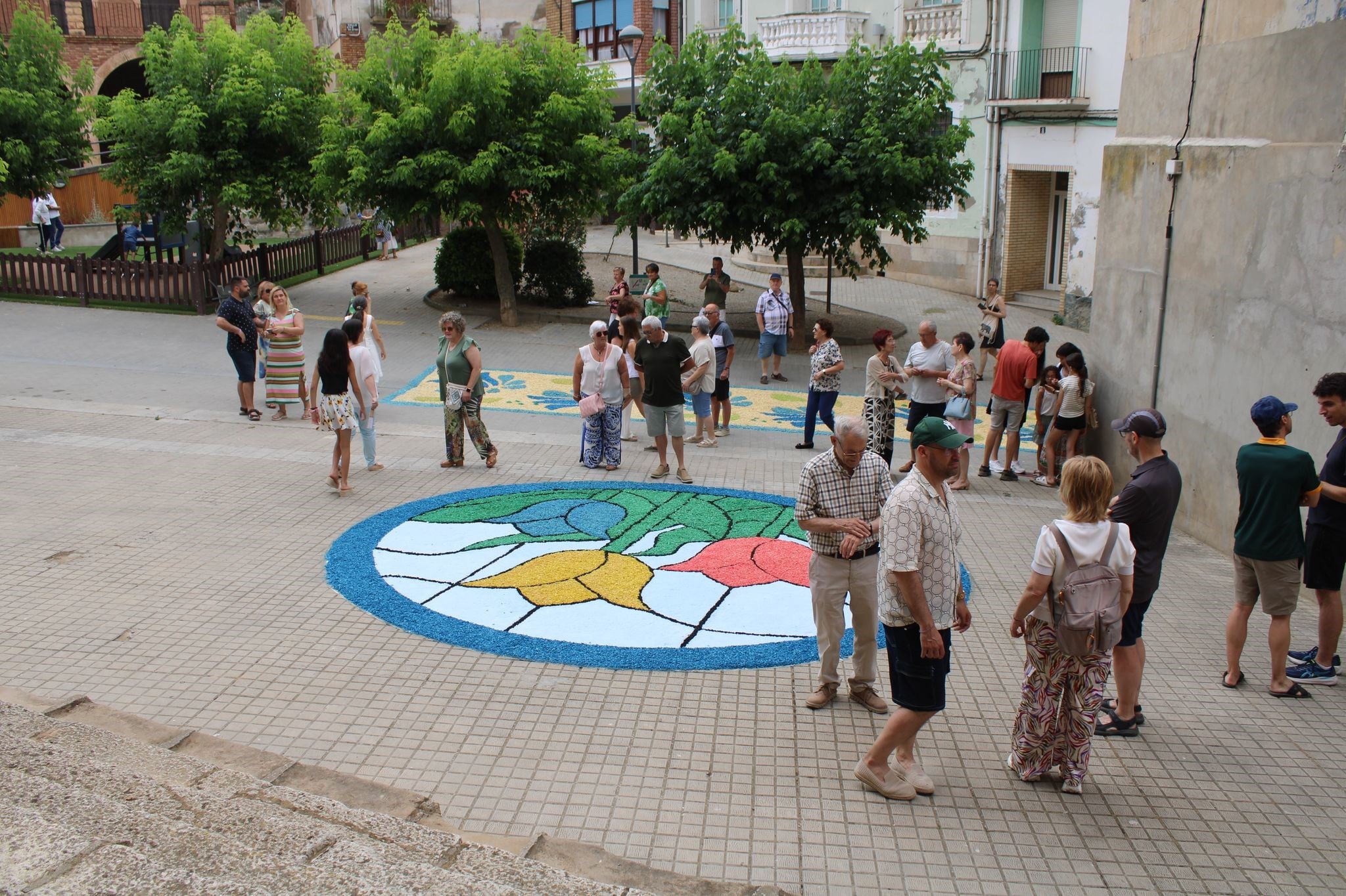 Alfombras en Tamarite de Litera con motivo de la festividad del Corpus Christi