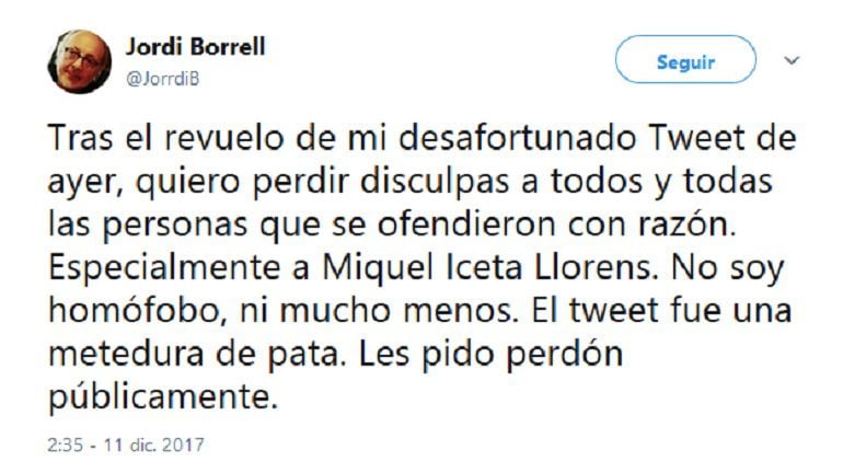 El tuit del profesor Hernández Borrell pidiendo disculpas. 