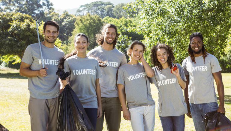 Un grupo de voluntarios medioambientales.