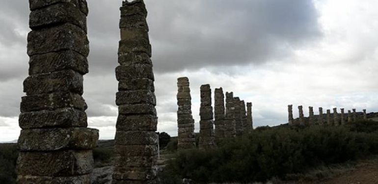 Los Bañales