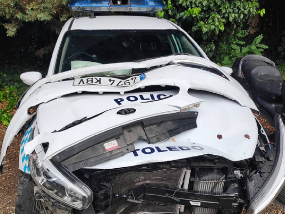 Dos agentes de la Policía Local de Toledo heridos tras chocar contra otro vehículo de la Policía Nacional