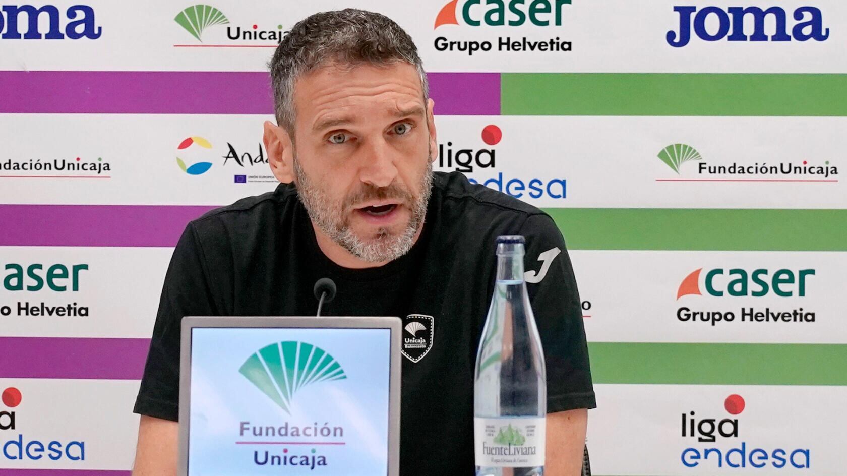 Ibon Navarro, en la sala de prensa del Martín Carpena