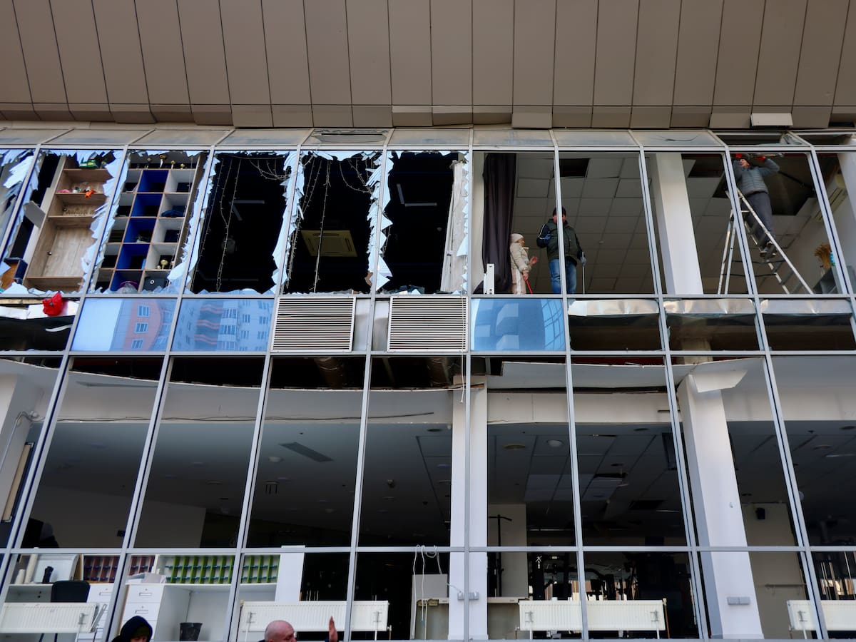 Una nueva ofensiva de ataques de Rusia contra Ucrania deja sin acceso a energía a 300.000 personas en la región de Odesa