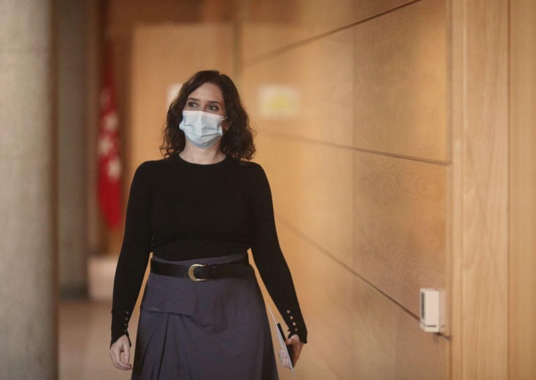 La presidenta de la Comunidad de Madrid, Isabel Díaz Ayuso, en la Asamblea de Madrid (España).