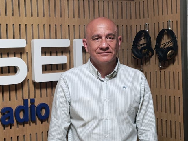Paco Cañestro en las instalaciones de Radio Coca - SER Ronda