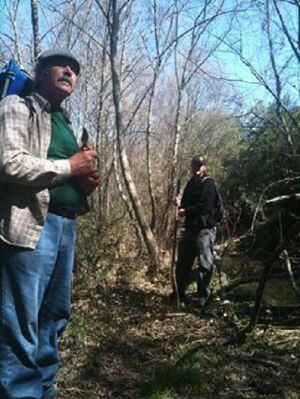 Juan Francisco Jiménez durante un recorrido por la sierra de Hornachuelos