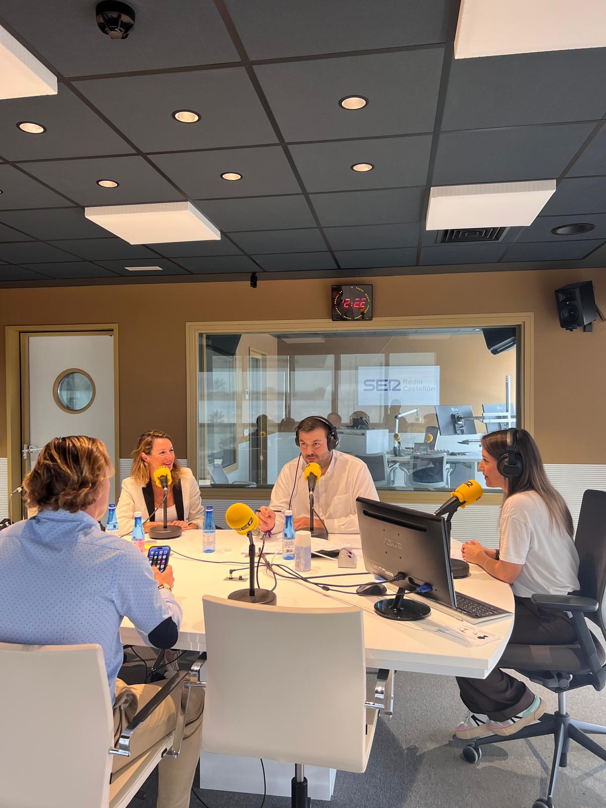 La futura alcaldesa de Castellón, Begoña Carrasco, en su visita a Radio Castellón