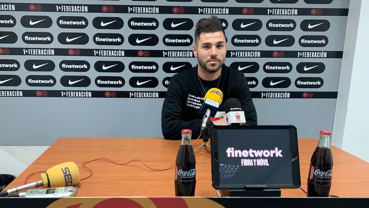 Cristian López, futbolista del Eldense, marcó el primer tanto ante el Cornellà