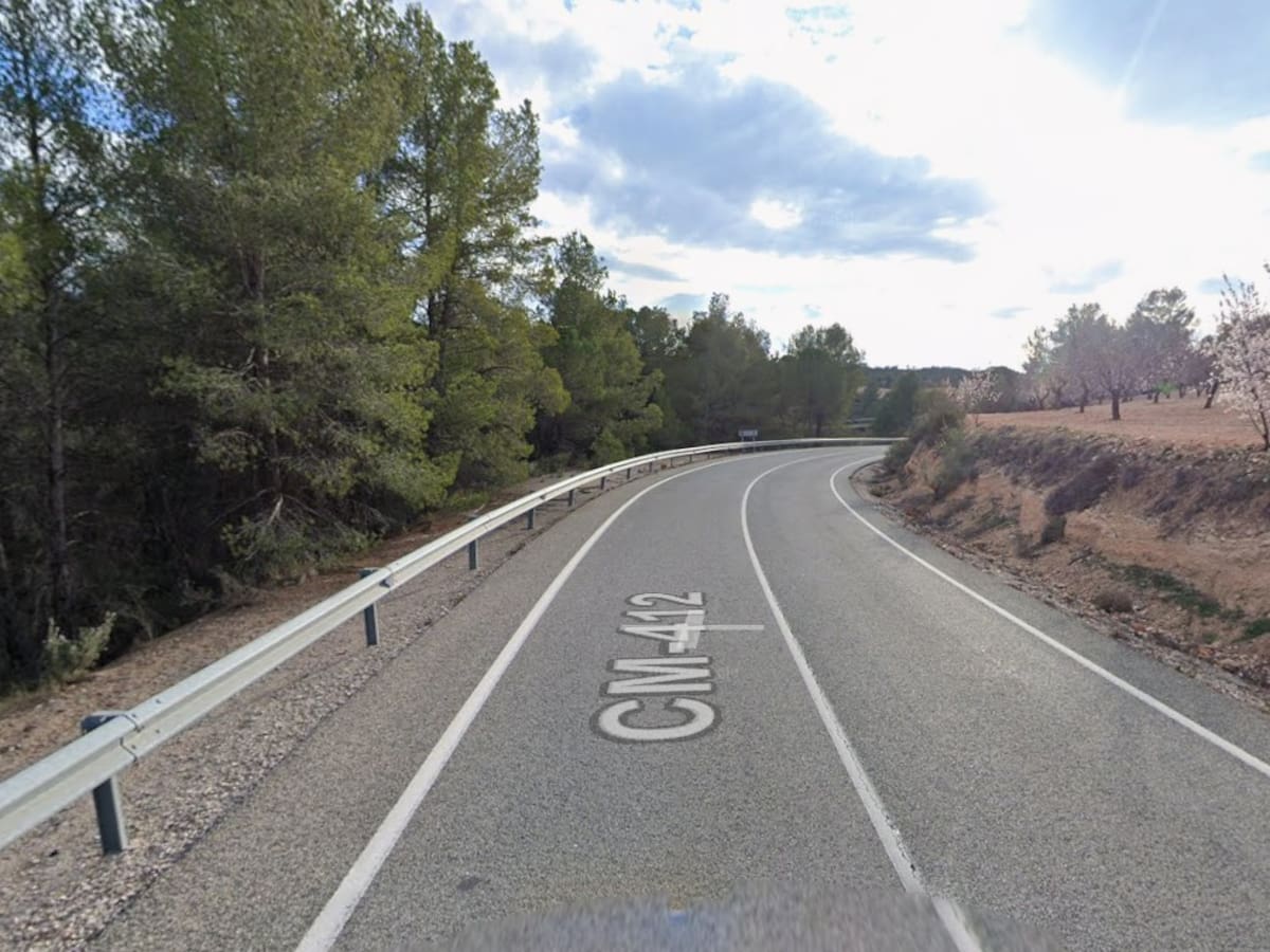 Tres fallecidos en una colisión entre tres motocicletas en Elche de la Sierra (Albacete)