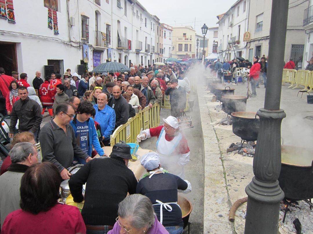 Imagen de archivo de les Calderes d&#039;Oliva antes de la Pandemia 