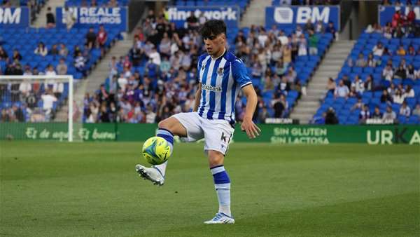 LOBETE EN UN PARTIDO CON LA REAL