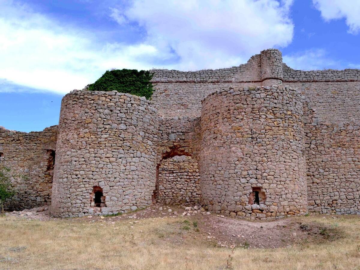 Patrimonio autoriza intervenciones en las murallas de Soria, Almazán y Caracena