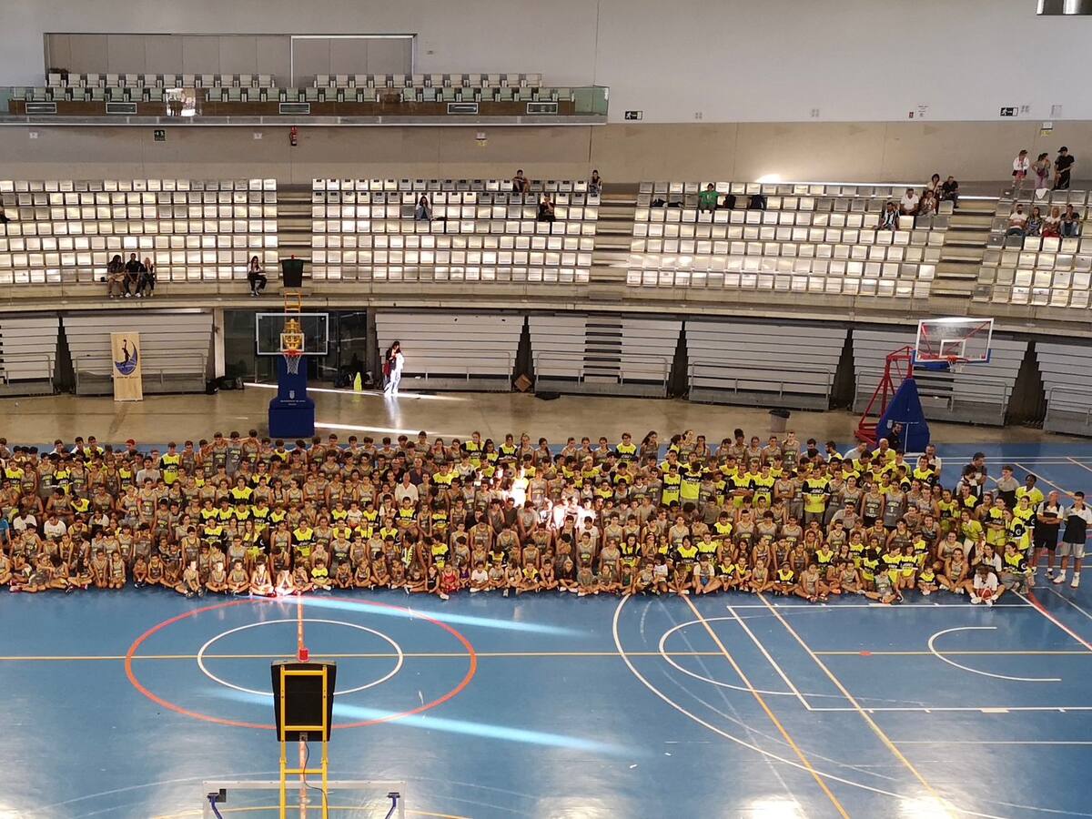 El CD Unión Baloncesto Jerez se viste de gala para presentar a todos sus equipos