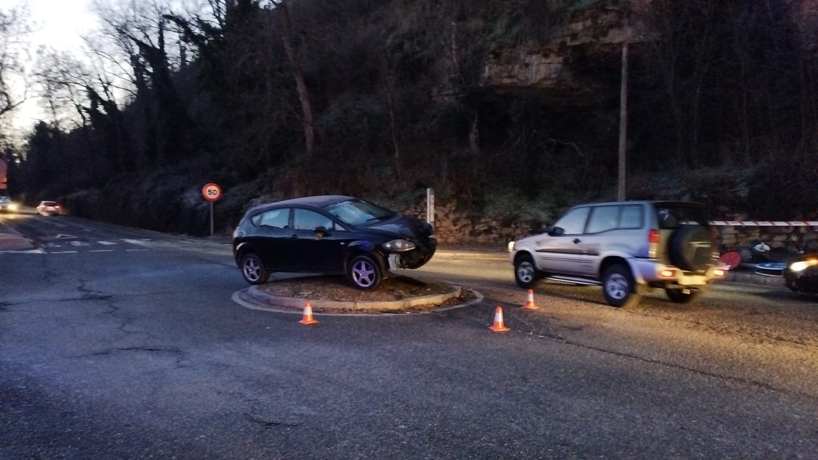 Aparatoso accidente en el Paseo de Santo Domingo de Guzmán