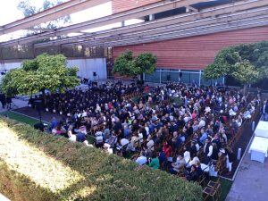 Momento de la entrega de diplomas