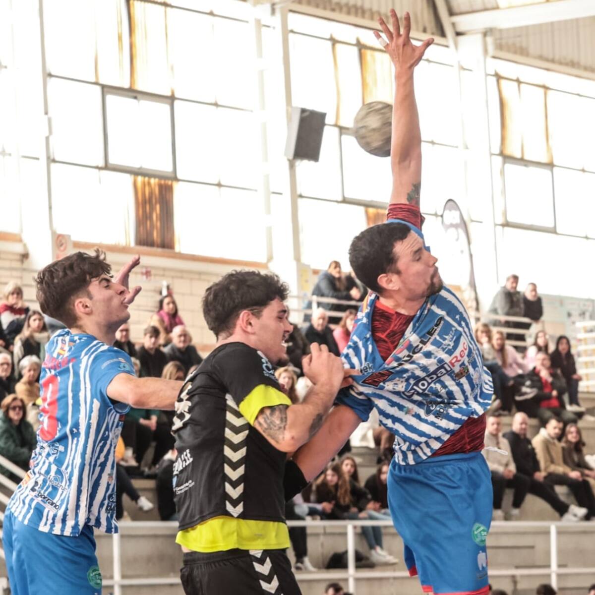 El Elda - C.E.E. no perdona al Handbol Sant Joan (38-26)
