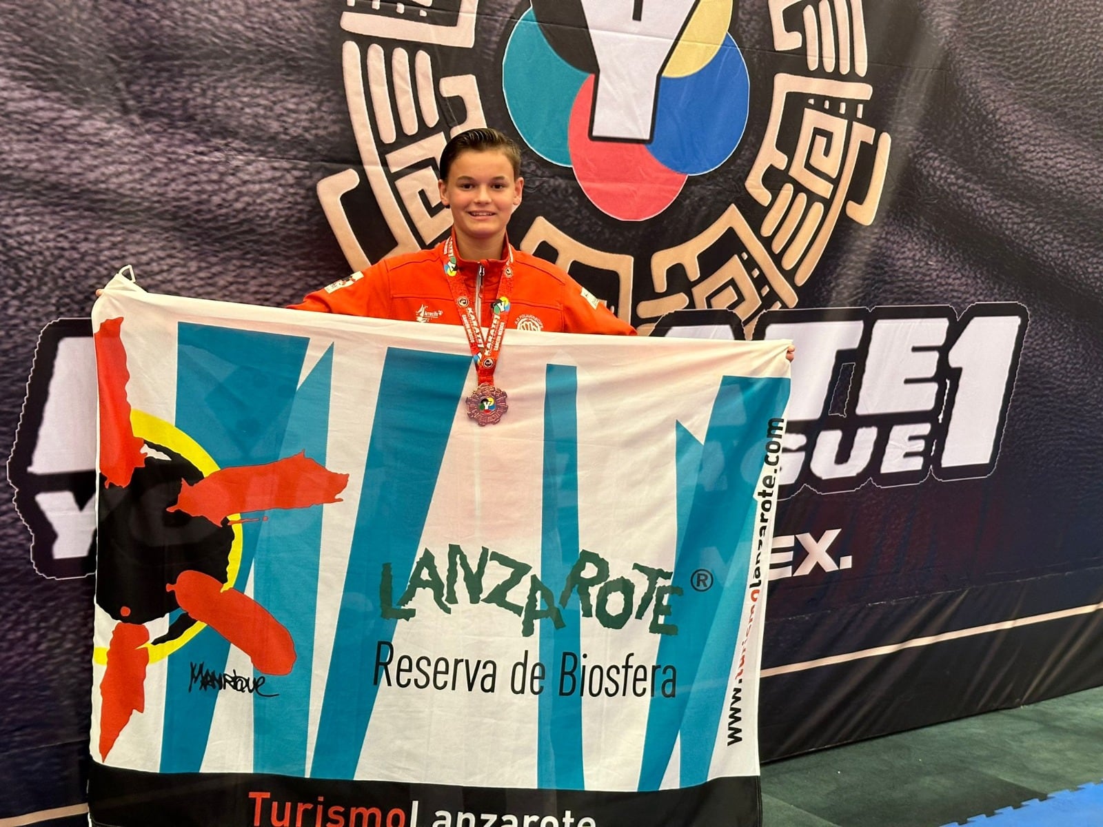 La karateka lanzaroteña Amelie Skiba, medalla de bronce en la WKF Youth League Cancún.