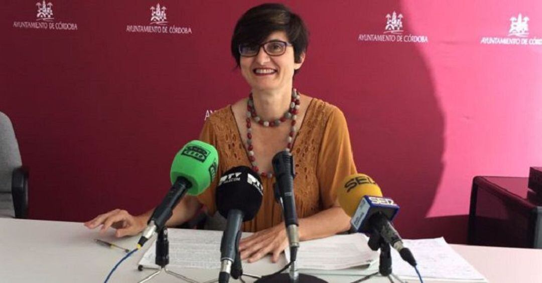 Amparo Pernichi, en una rueda de prensa (Archivo).