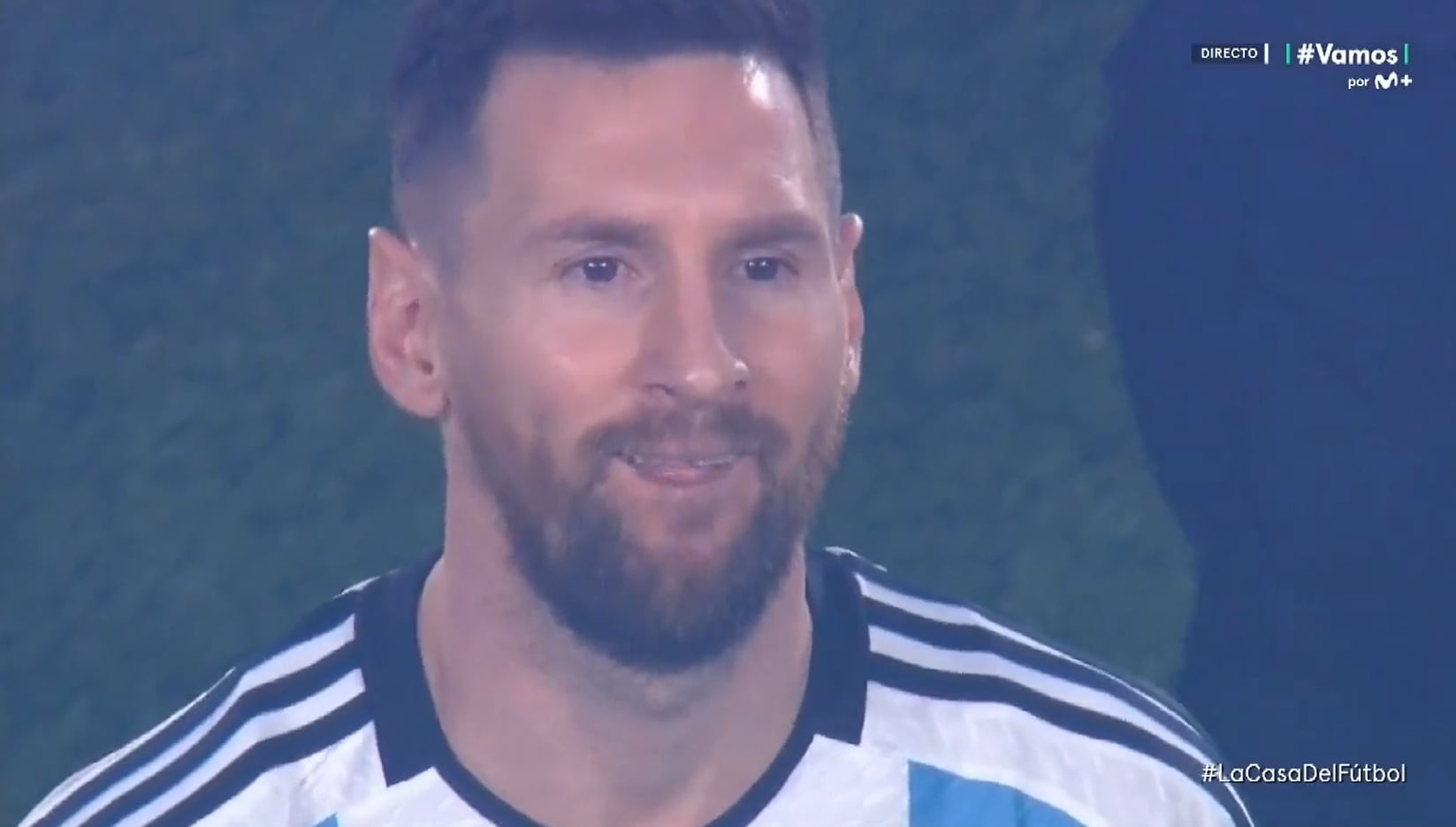 Messi emocionado al escuchar el himno de Argentina