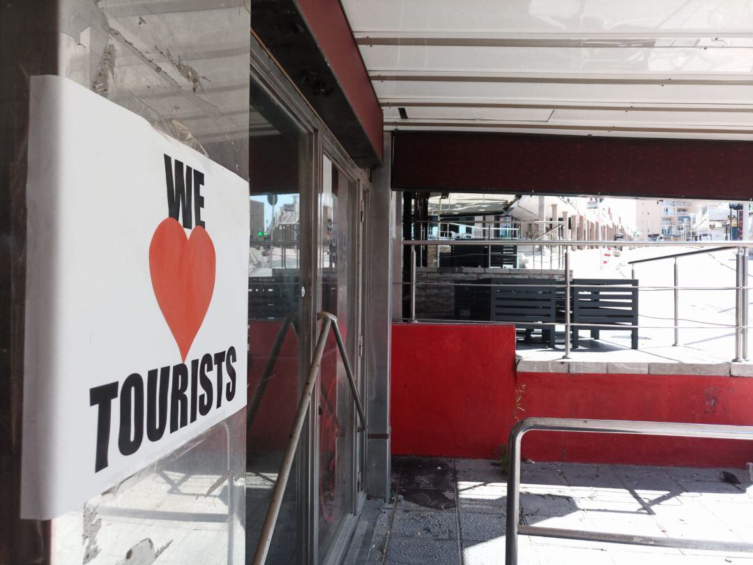 Un local de Punta Ballena.